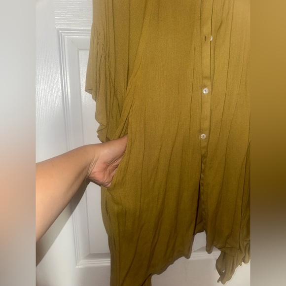 Free People Ruffle Side Oversize Button-Down Tunic Top w/ Pockets - Size S - Picture 3 of 4